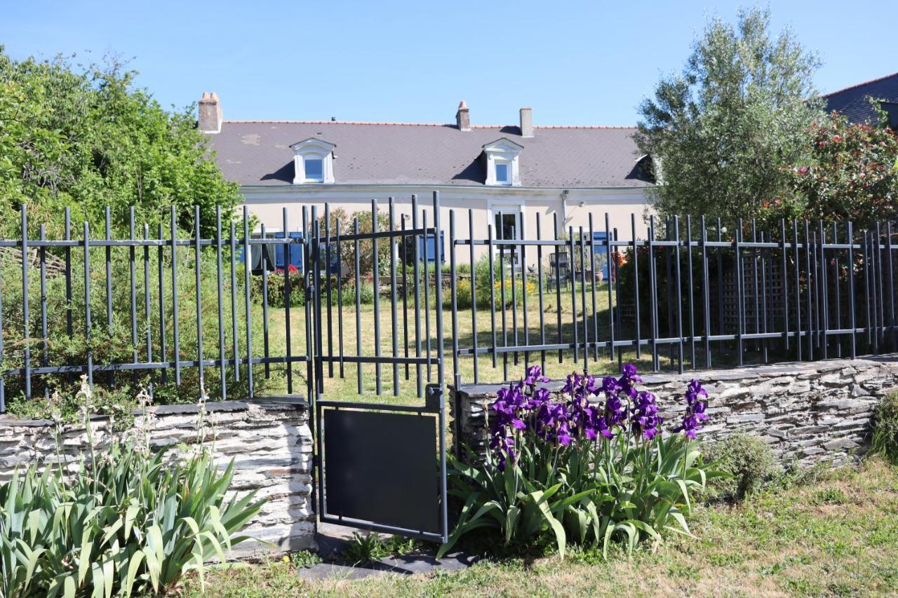La Petite Boire - Chambres D'Hotes Pres D'Angers Murs-Erigne Exterior foto
